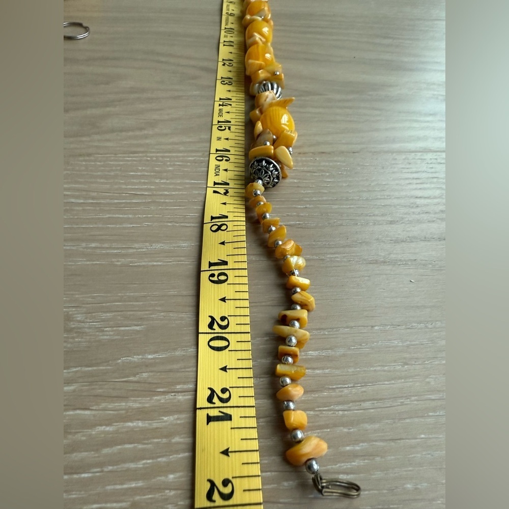 Vintage Yellow Beaded Jewelry Set with yellow stones, bracelet necklace charm - Picture 11 of 16